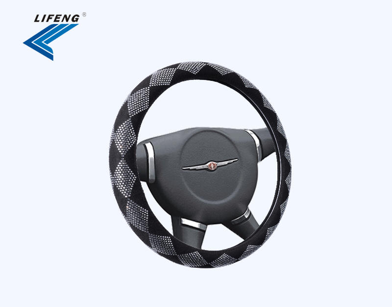 Trendy Four Seasons Steering Wheel Cover 19B006B